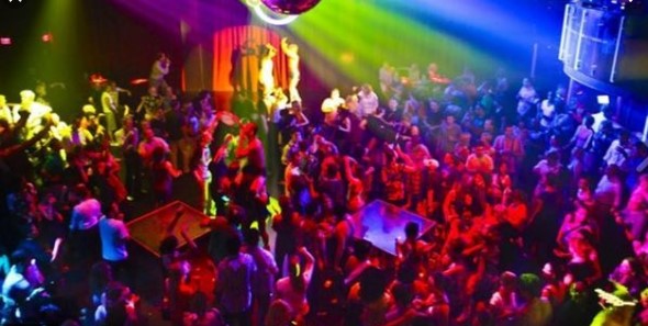 Una joven finge ser violada en una discoteca de Málaga para ocultar su infidelidad